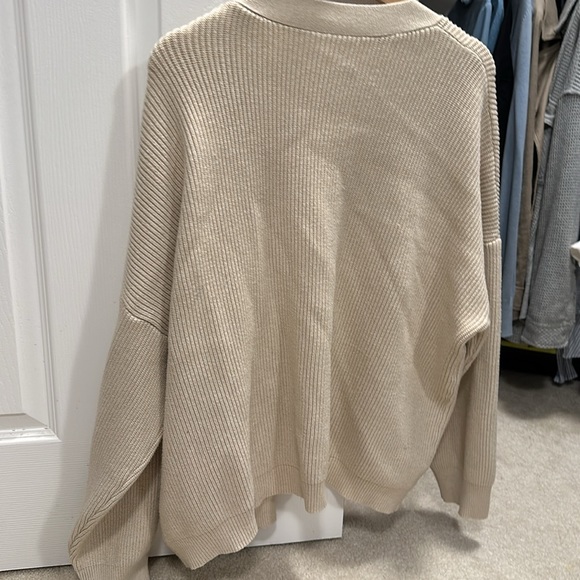 Oversized cream cardigan sweater sz L - Picture 3 of 4